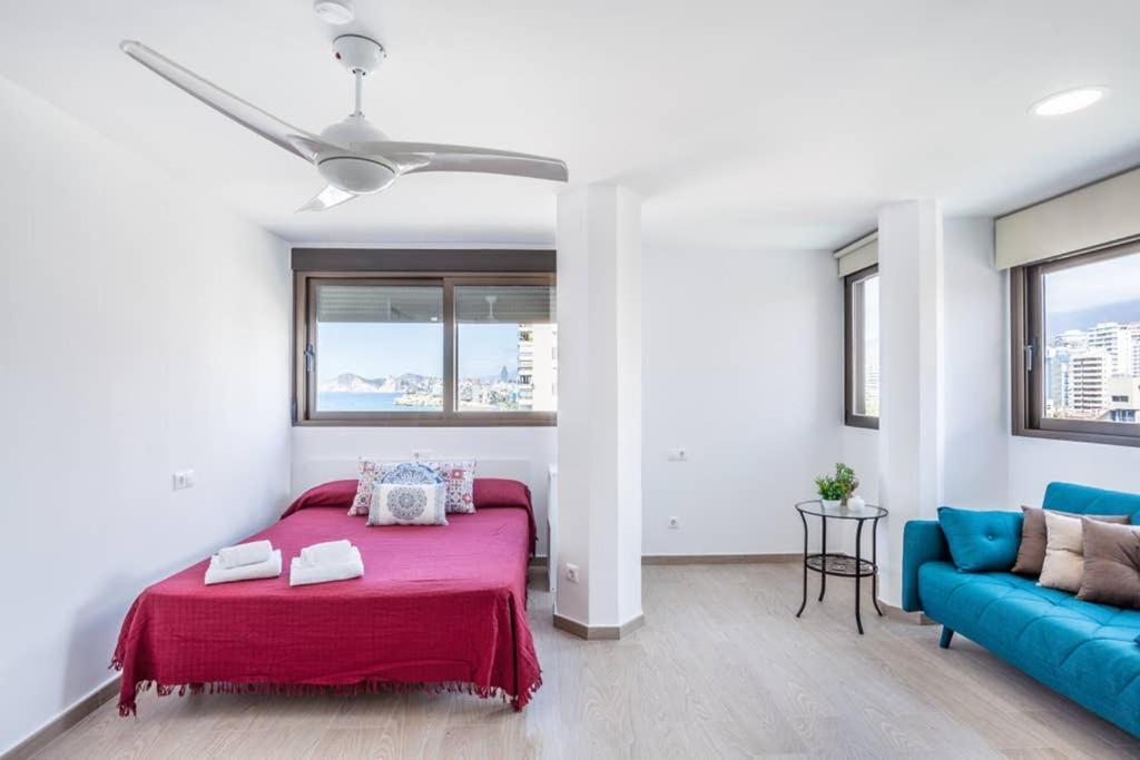 Levante Beach Front Of The Sea Estacha Бенидорм Екстериор снимка