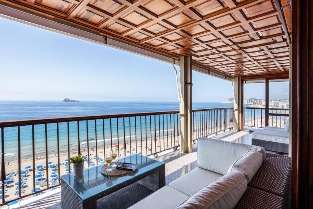 Levante Beach Front Of The Sea Estacha Бенидорм Екстериор снимка