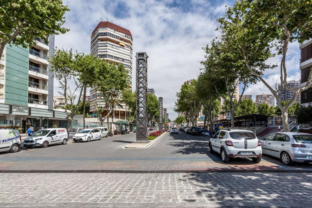 Levante Beach Front Of The Sea Estacha Бенидорм Екстериор снимка