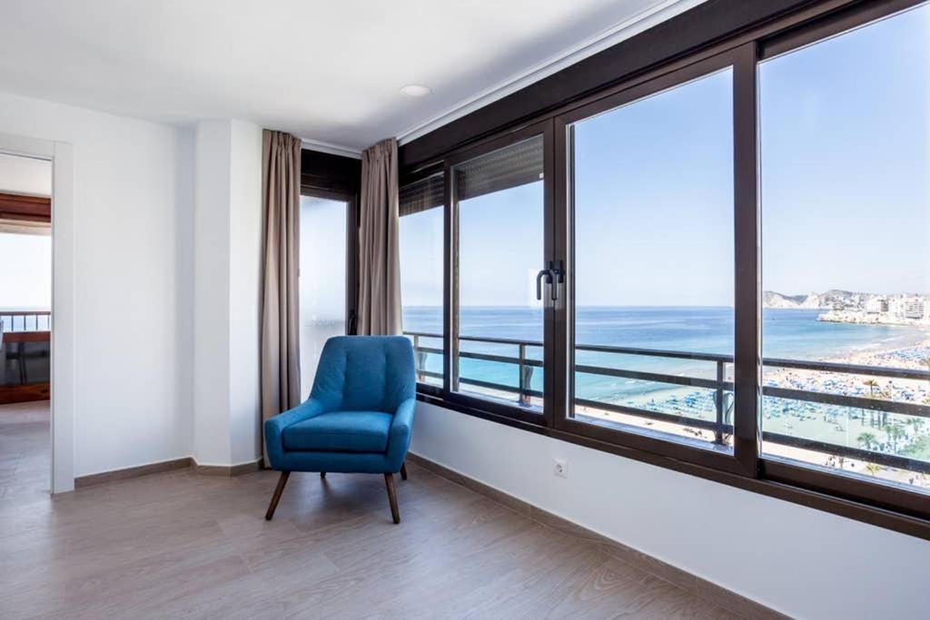 Levante Beach Front Of The Sea Estacha Бенидорм Екстериор снимка