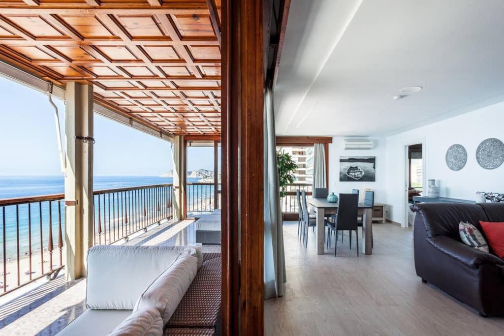 Levante Beach Front Of The Sea Estacha Бенидорм Екстериор снимка